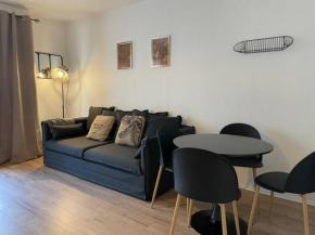 Charmant T2 rénové avec balcon pour 2 personnes - 332B